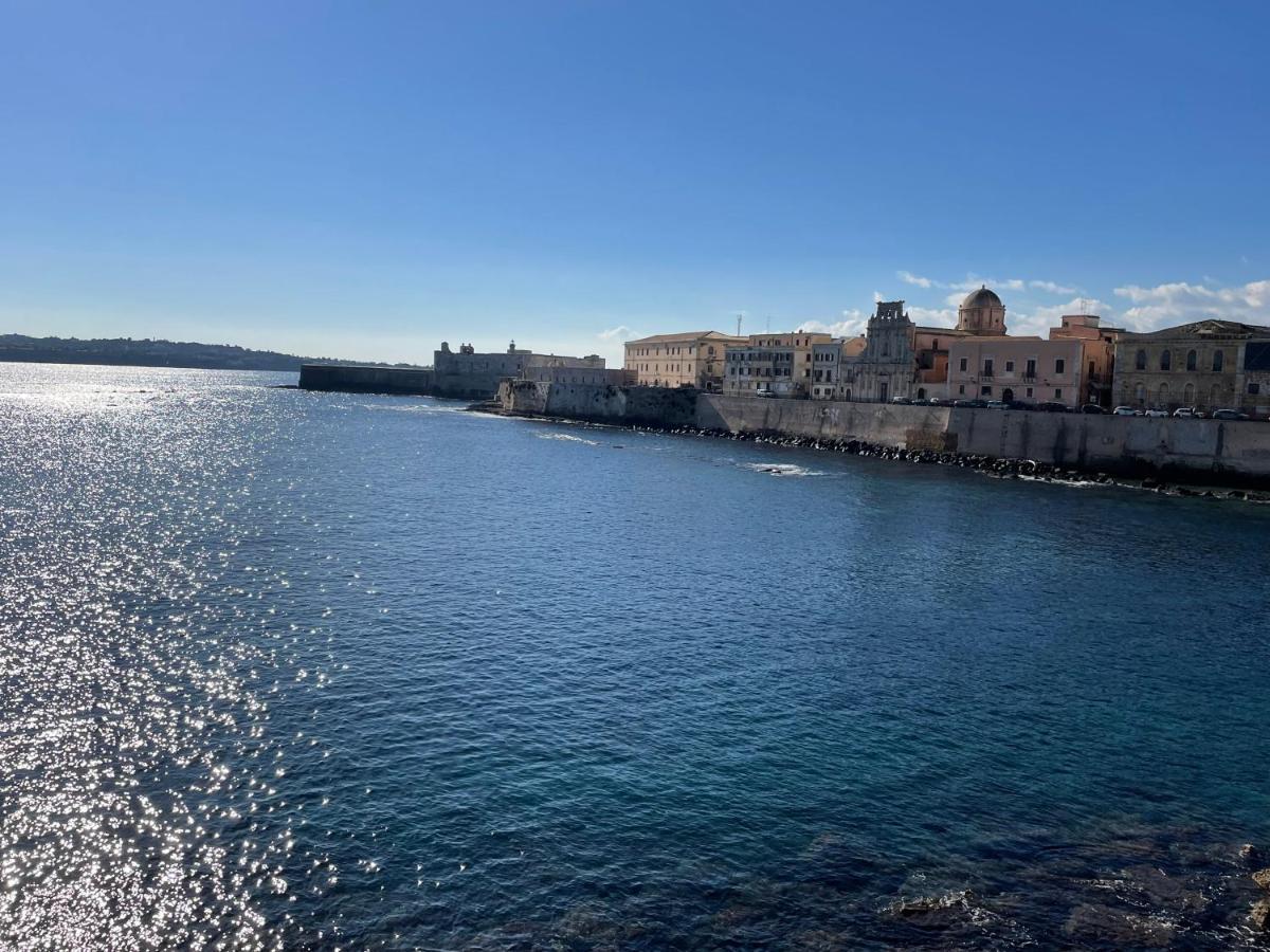 Oikia Sea Lägenhet Syrakusa Exteriör bild